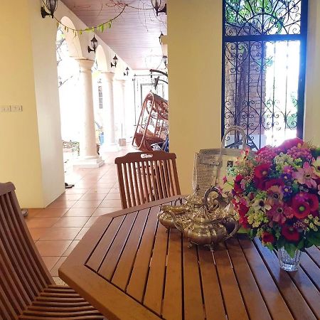 Prompimarn Villa Toscana Banguecoque Exterior foto