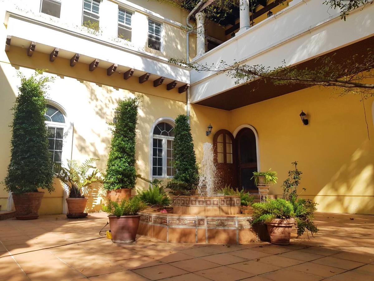 Prompimarn Villa Toscana Banguecoque Exterior foto